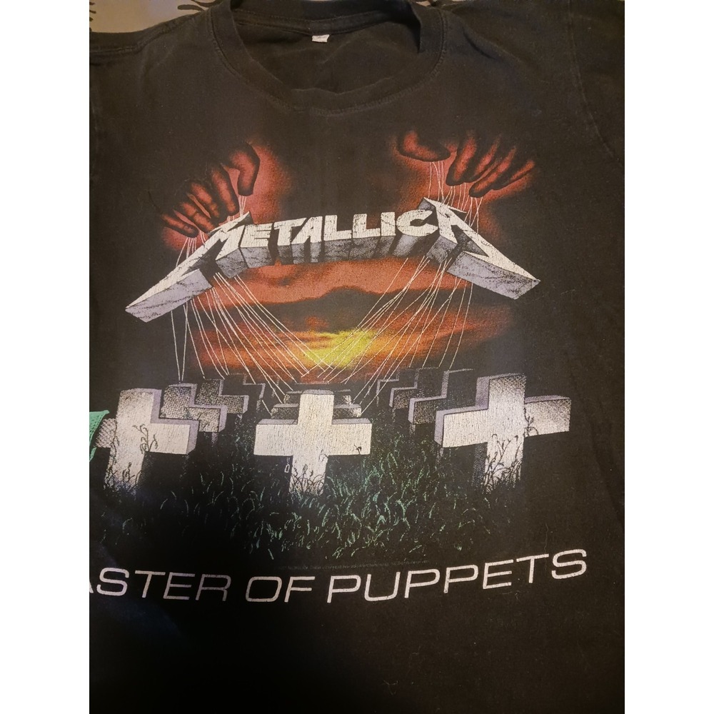 Vintage Y2K Metallica 2007 Dated Master Of Puppets Tee T-Shirt Men's